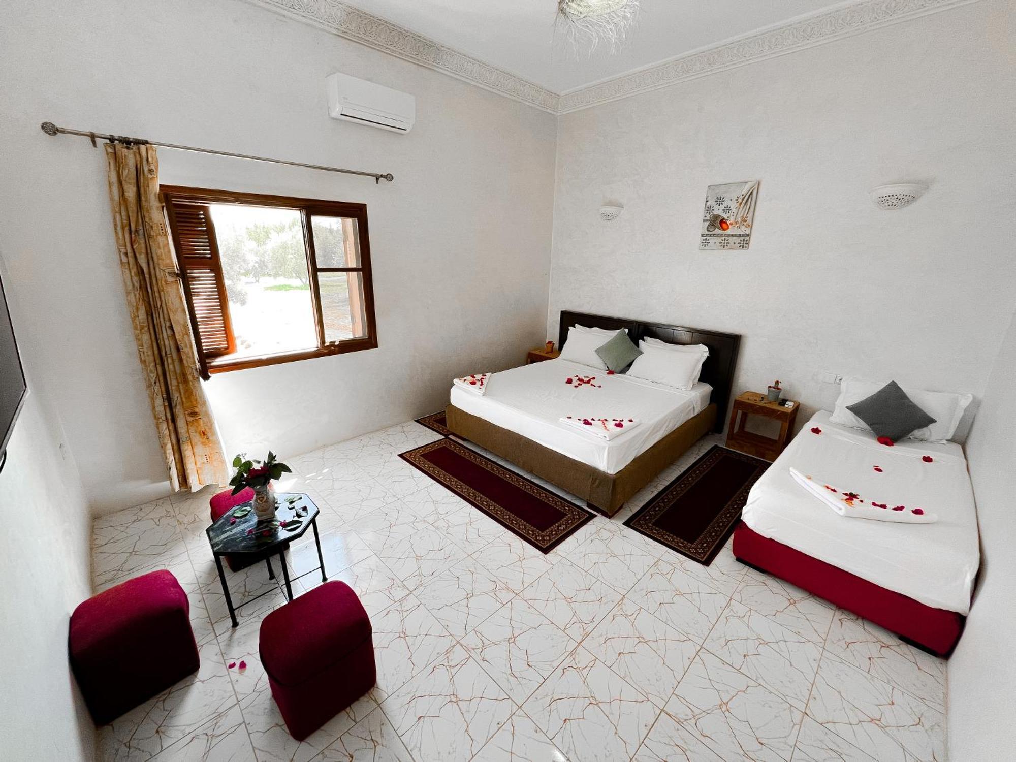 Guest House Qodwa Sidi Abdallah Ghiat Dış mekan fotoğraf